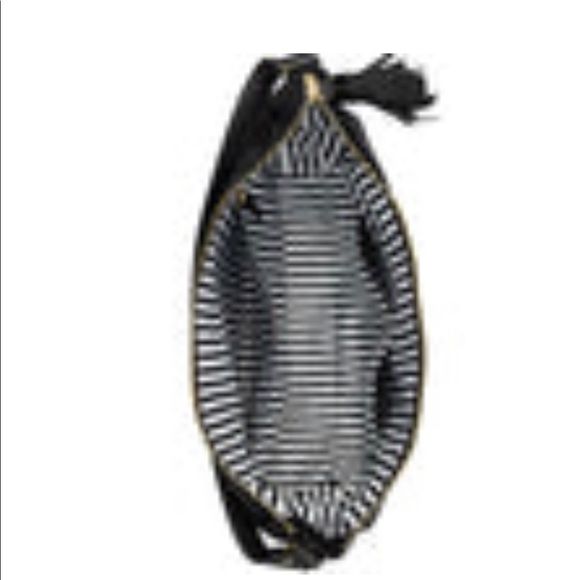 Kate Spade New York Southport Avenue Cathy Shoulder Bag. Like New! - Picture 3 of 5